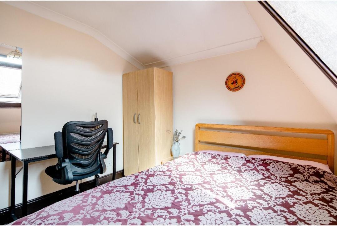 Double Room 2 Mins From Station Belvedere Exterior foto